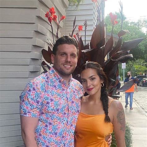 jasmine canuelas|Meet Chris Distefano’s wife: Bio and personal life of。